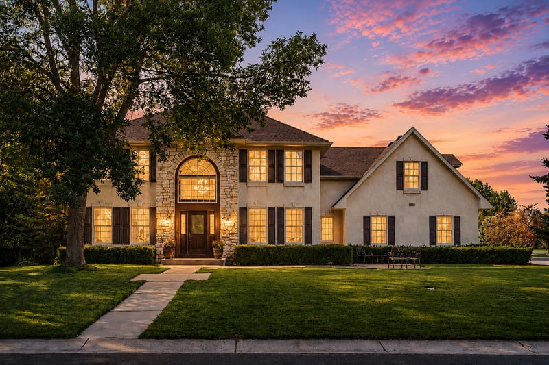 3865 N Ridge Dr, Eagan, MN 55123