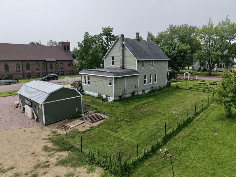 811 Adams Ave, Westbrook, MN 56183