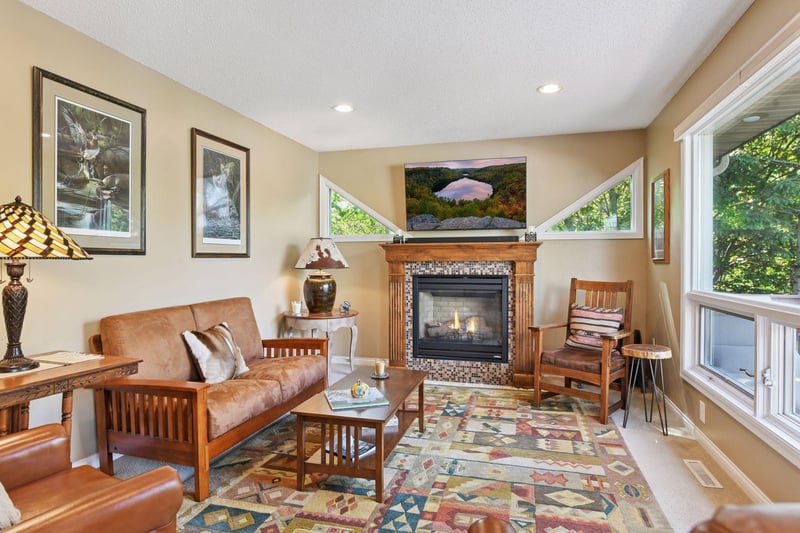 3806 Sunset Dr, Spring Park, MN 55384