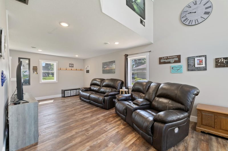 620 Tetonka View Dr, Waterville, MN 56096
