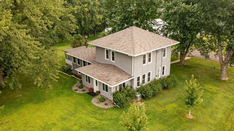 11812 New Haven Rd NW, Pine Island, MN 55963