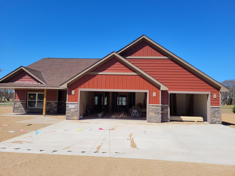 19310 University Ave NW, Oak Grove, MN 55011