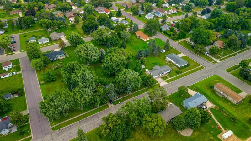 231 3rd Ave SW, Winnebago, MN 56098