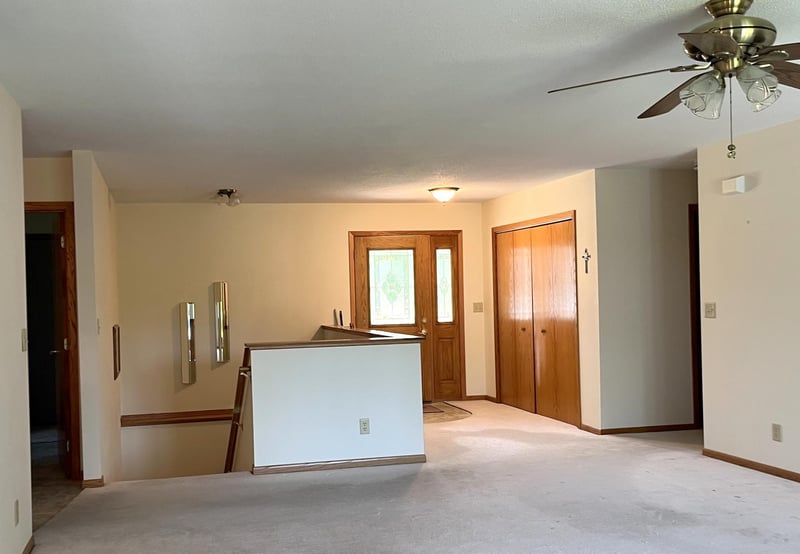 720 Plum Ave, Windom, MN 56101