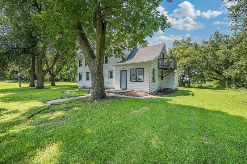 1742 50th Ave, Lake Wilson, MN 56151