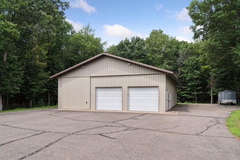 28075 Zuni St NW, Isanti, MN 55040