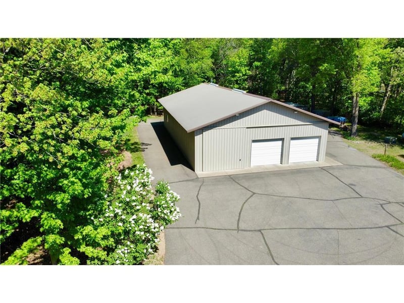 28075 Zuni St NW, Isanti, MN 55040
