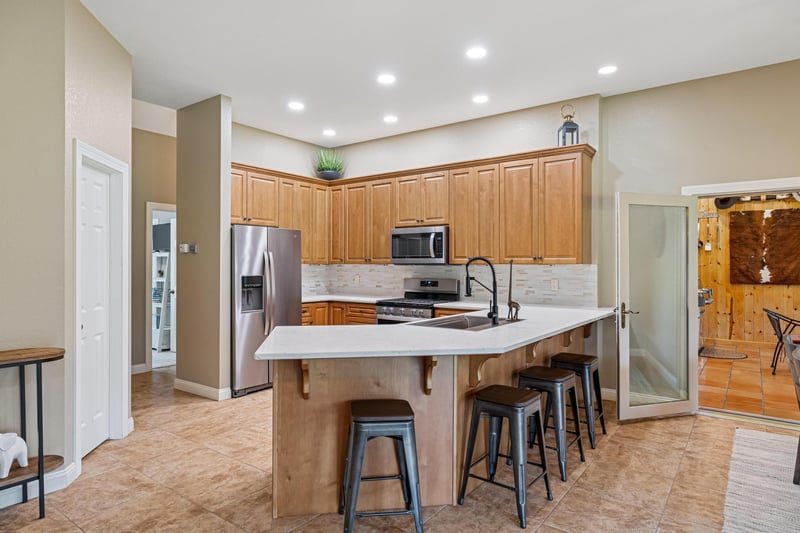 29825 Zuni Cir, Breezy Point, MN 56472