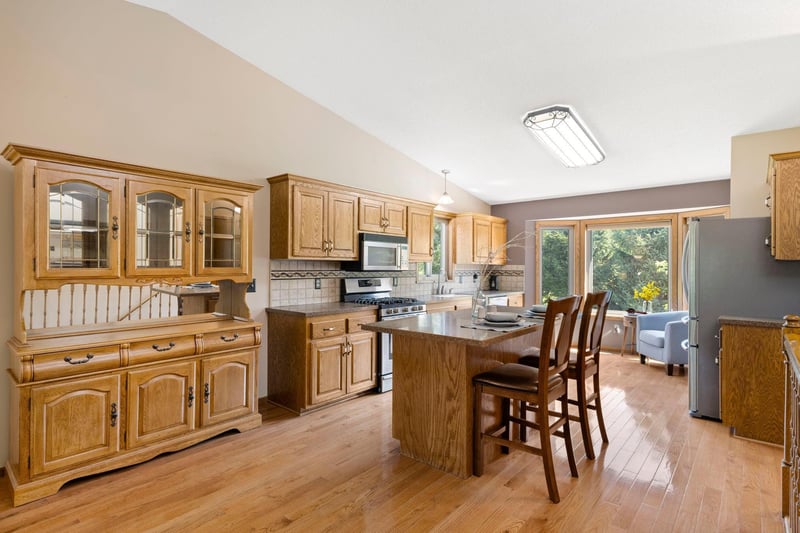 21470 Rum River Blvd NW, Oak Grove, MN 55303