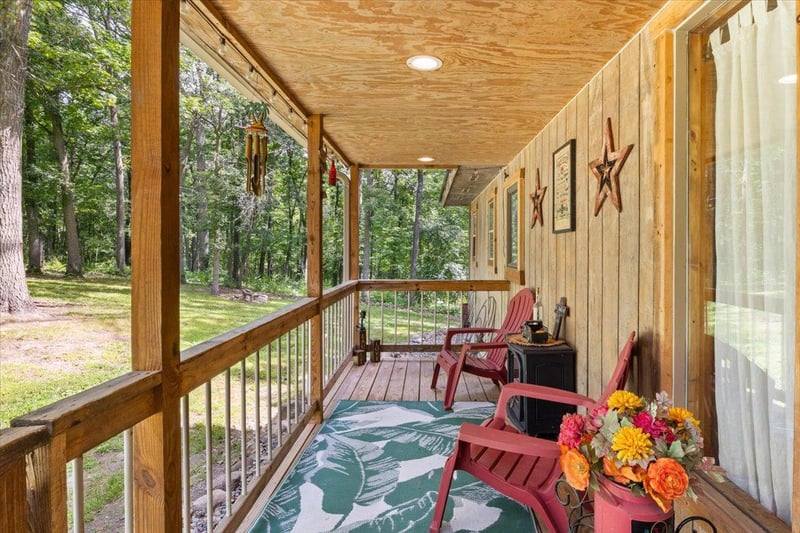 18671 NE 145th St, Foreston, MN 56330