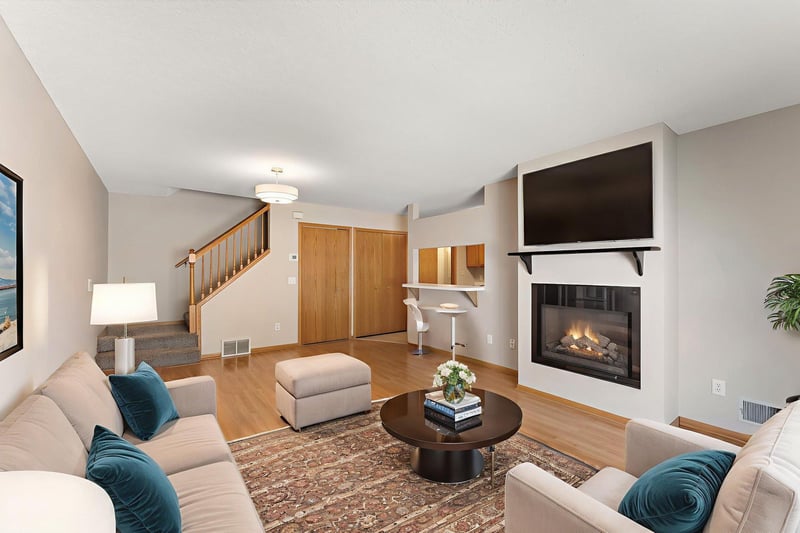 1821 Southcross Dr W #2403, Burnsville, MN 55306
