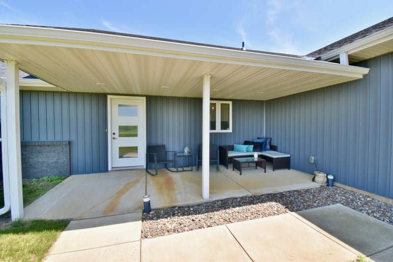 33432 88th Ave, Saint Joseph, MN 56374