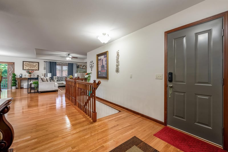 2220 Camden Ct, Eau Claire, WI 54703