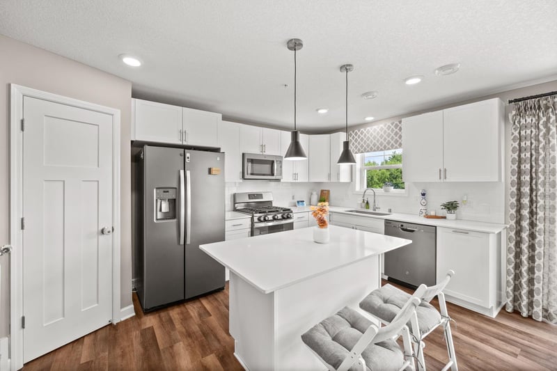 1007 Jubert Dr, Medina, MN 55340