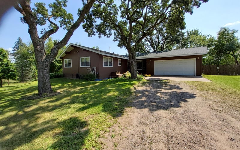 18718 Driftwood Rd, Clearwater, MN 55320