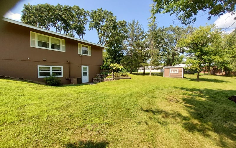 18718 Driftwood Rd, Clearwater, MN 55320