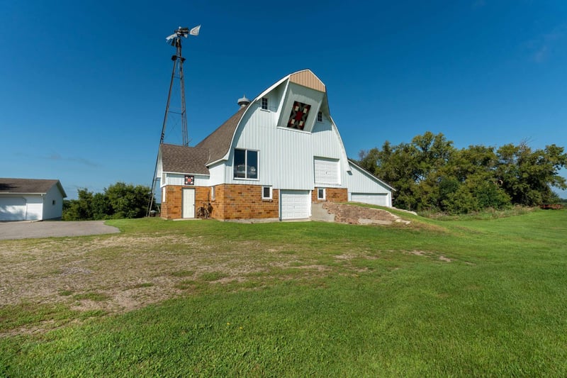 23245 County Highway 35, Underwood, MN 56586