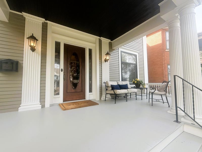 884 Lincoln Ave, Saint Paul, MN 55105