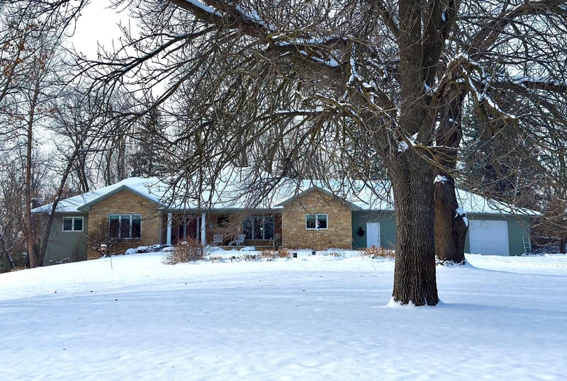12326 Falk Trl, Northfield, MN 55057