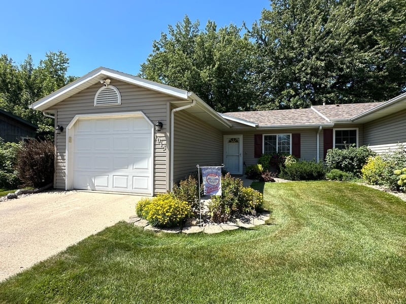 1015 Pershing Blvd, Worthington, MN 56187