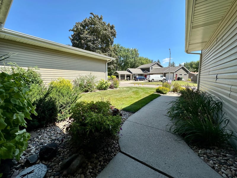 1015 Pershing Blvd, Worthington, MN 56187