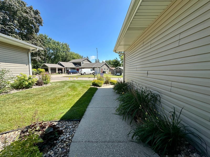 1015 Pershing Blvd, Worthington, MN 56187