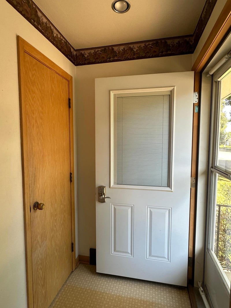 604 W Warren St, Luverne, MN 56156