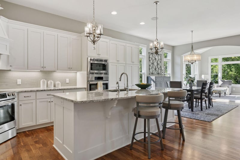 18282 Justice Way, Lakeville, MN 55044