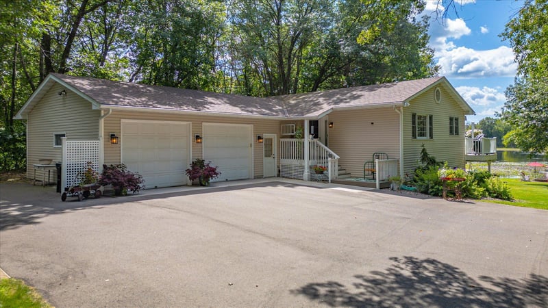 24140 W Fawn Rd NE, Stacy, MN 55079