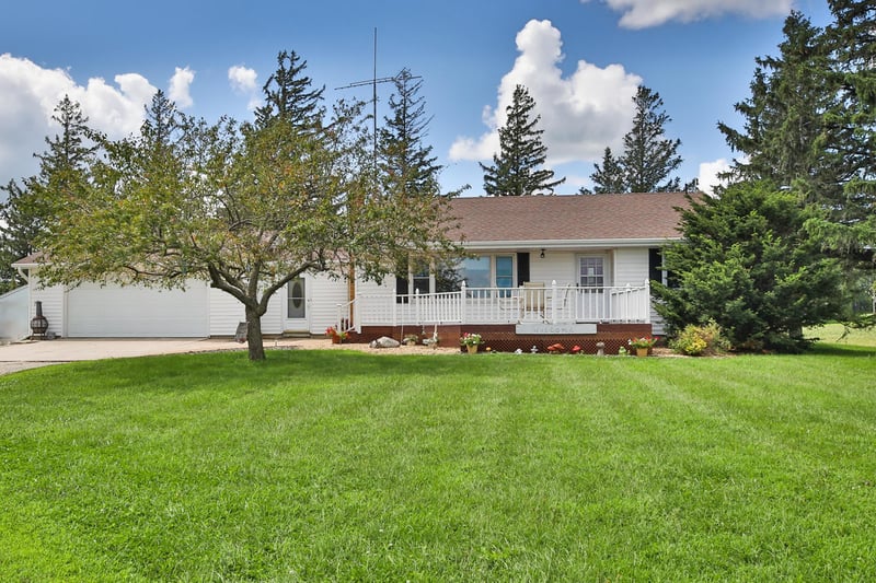 16818 280th Ave, New Richland, MN 56072