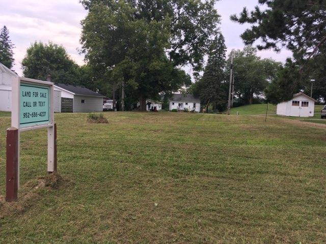 230 3rd Ave NW, Milaca, MN 56353