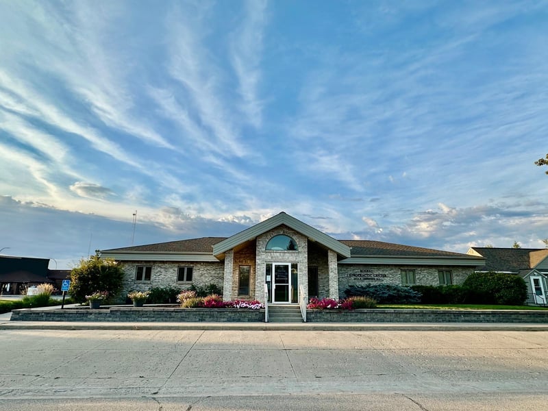 317 2nd St NW, Roseau, MN 56751