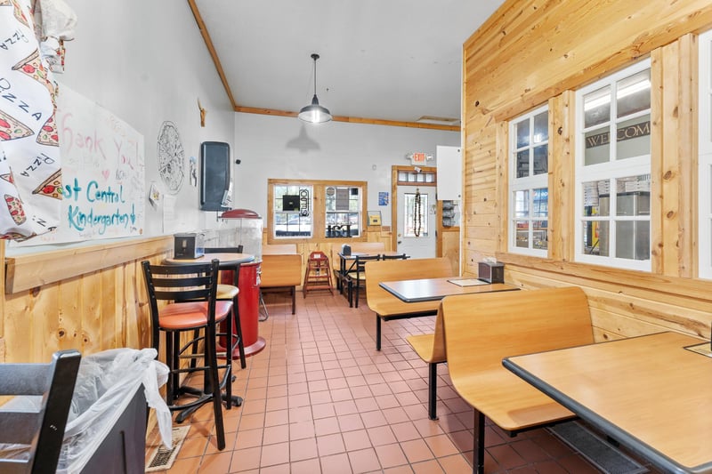 410 Main St, Sandstone, MN 55072