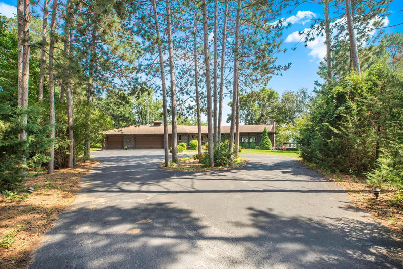 3980 Riviera Rd, Sartell, MN 56377