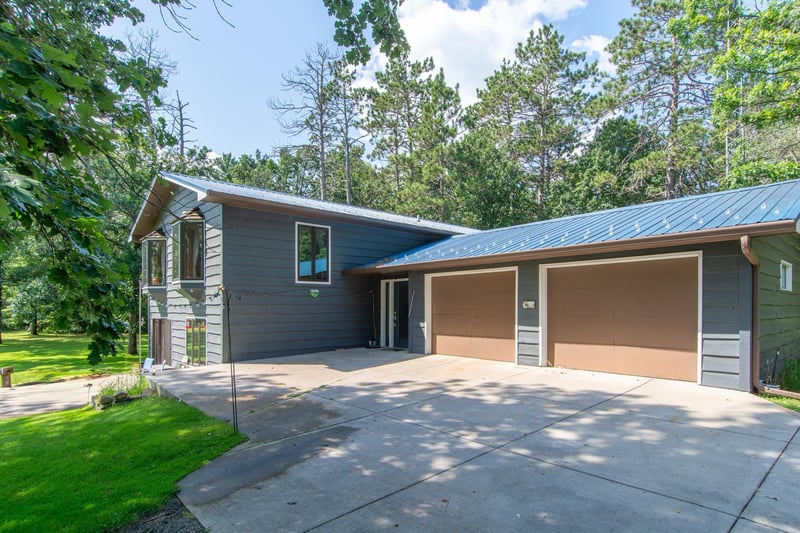 27996 Mcgivern Dr, Staples, MN 56479