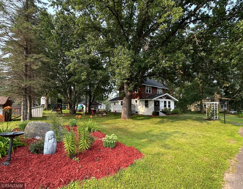 513 2nd St SW, Crosby, MN 56441