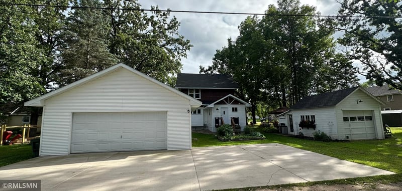 513 2nd St SW, Crosby, MN 56441