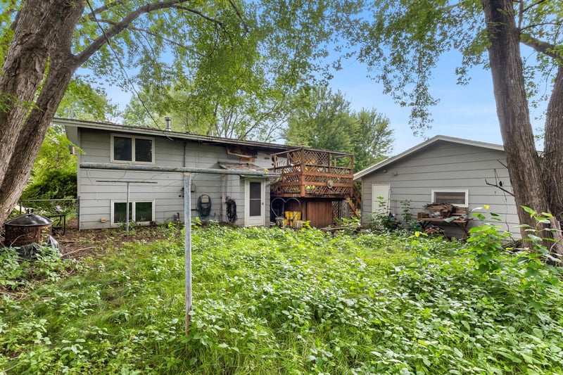 1067 Harrison St S, Shakopee, MN 55379