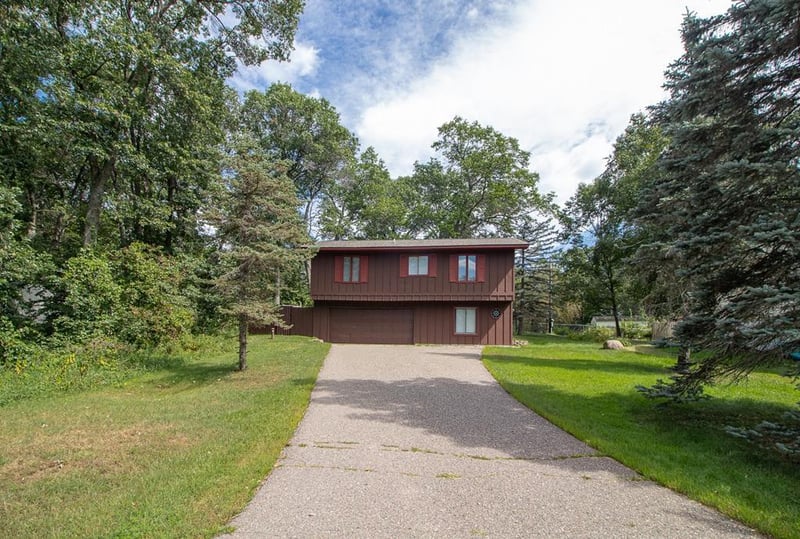 30422 N Spruce Dr, Breezy Point, MN 56472