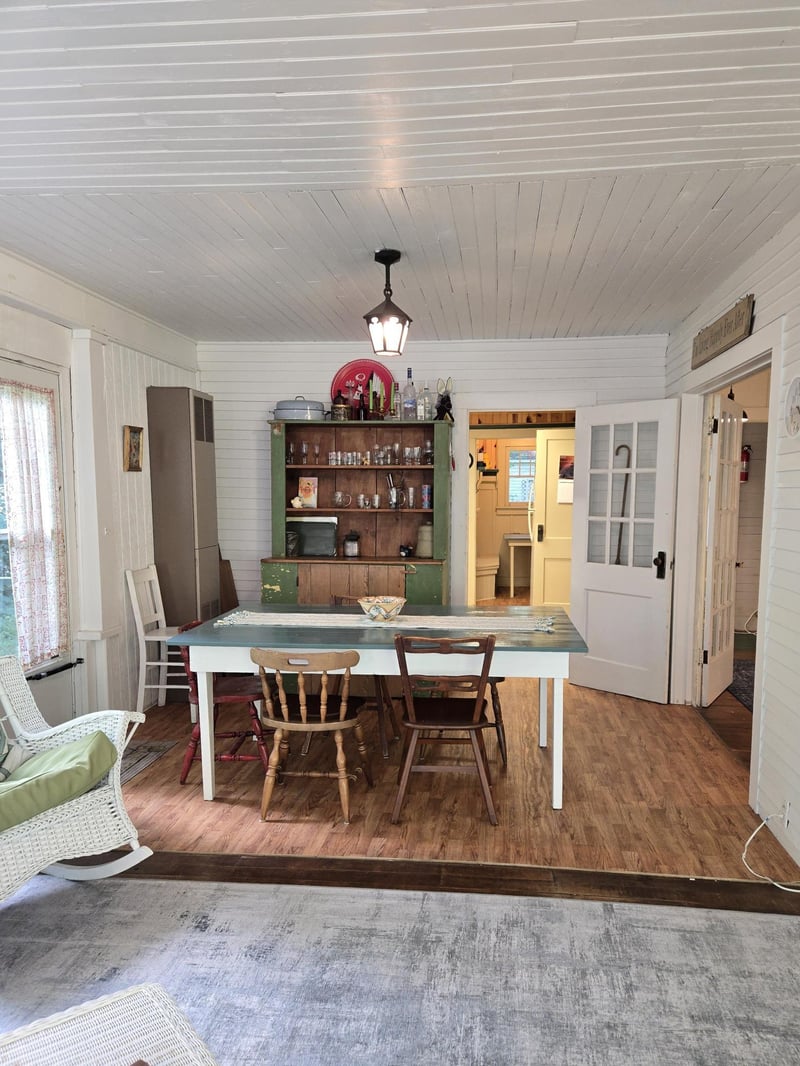 9306 E Park Ave, Solon Springs, WI 54873