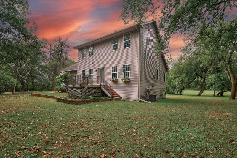 21520 Evergreen St NW, Oak Grove, MN 55011