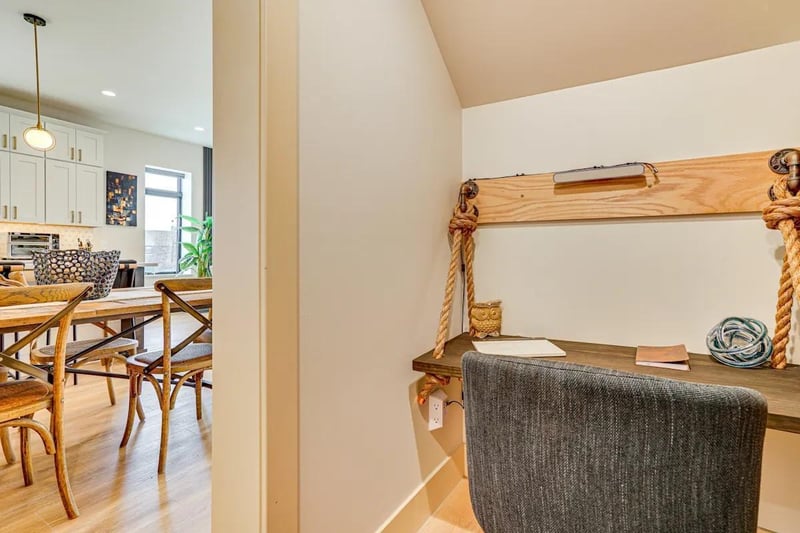 119 S Washington St, Lake City, MN 55041
