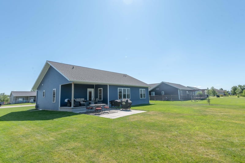 1107 7th Ave NE, Perham, MN 56573