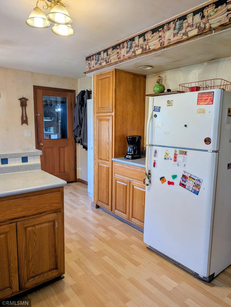 206 Ann Ave E, Clarissa, MN 56440