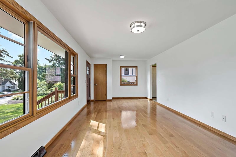 5818 Xerxes Ave S, Edina, MN 55410