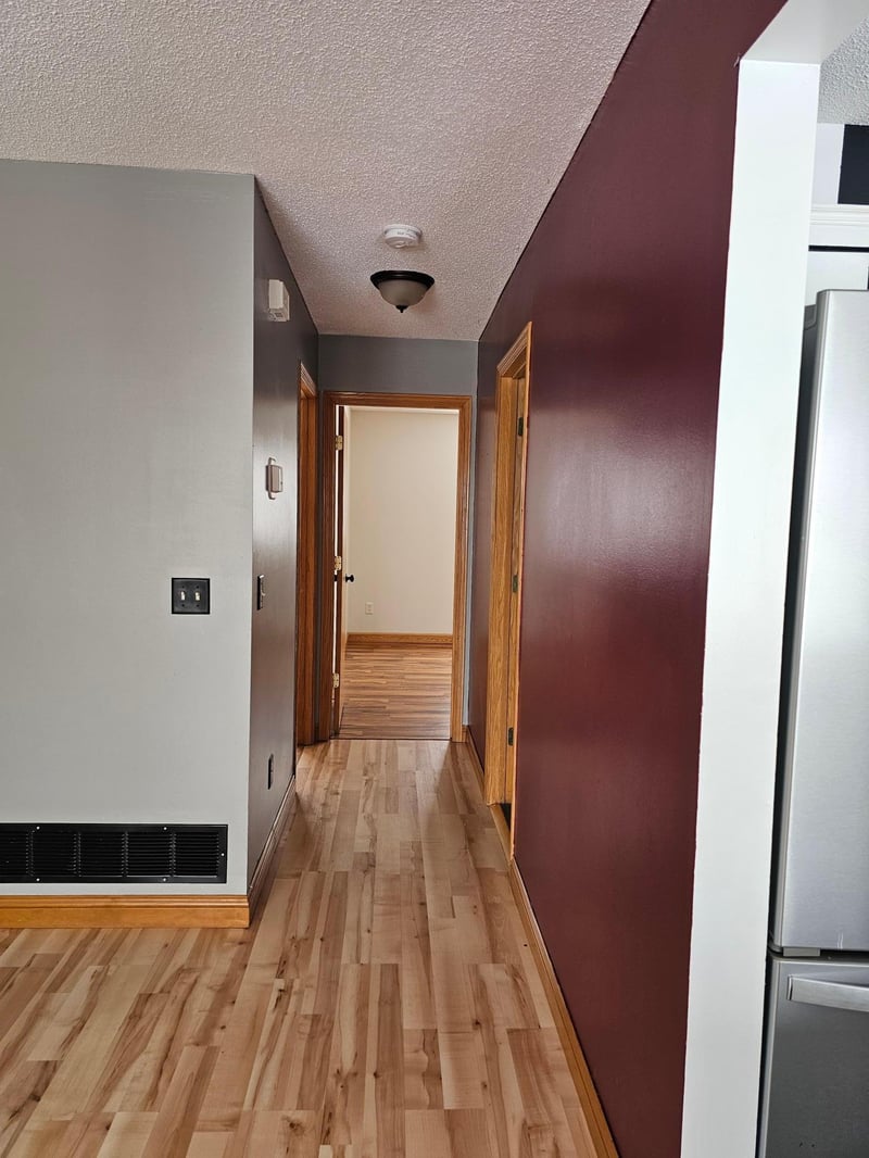 1833 Joes Lake Rd SE, Cambridge, MN 55008