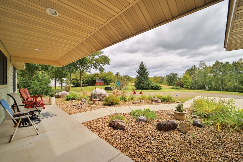 44992 30th Ave, Isle, MN 56342