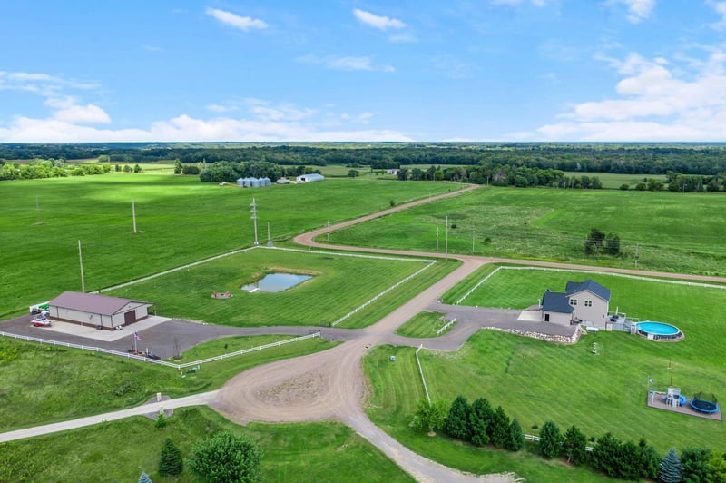 2544 280th Ct NE, Isanti, MN 55040