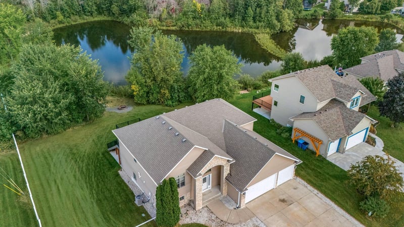 1707 Dupre Rd, Centerville, MN 55038