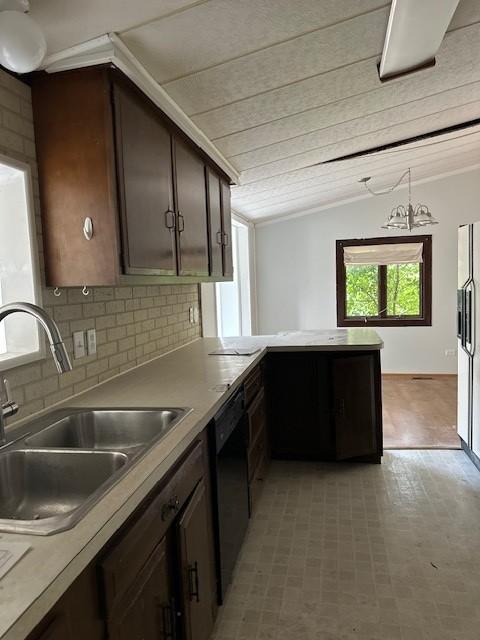 529 N Huron Ave, Spring Valley, MN 55975